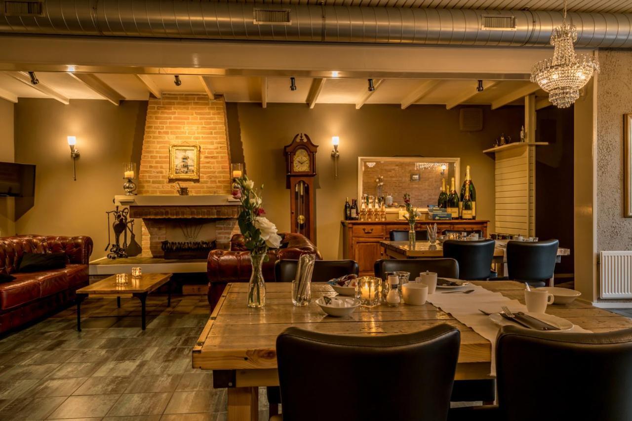 Hotel-Restaurant Van Der Weijde Noordgouwe ภายนอก รูปภาพ