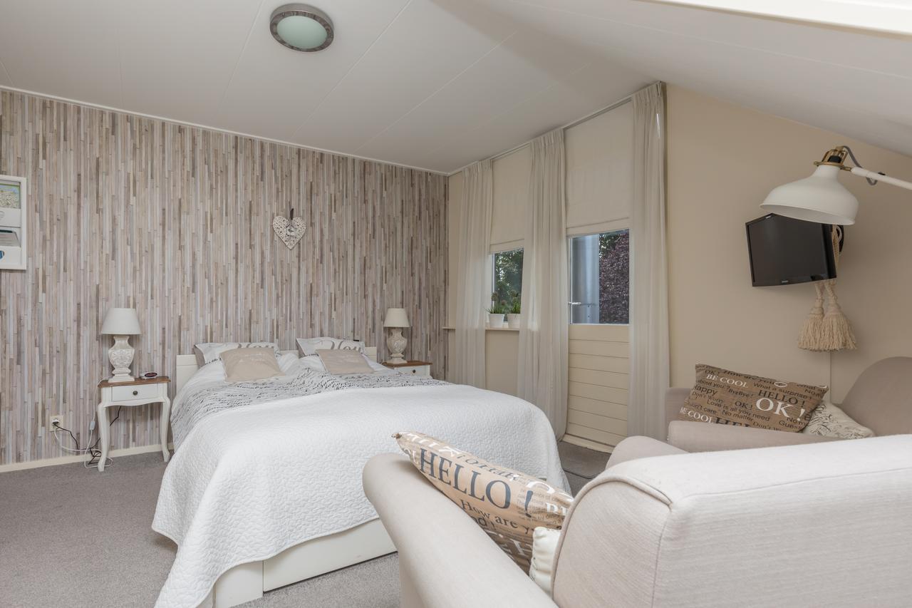 Hotel-Restaurant Van Der Weijde Noordgouwe ภายนอก รูปภาพ